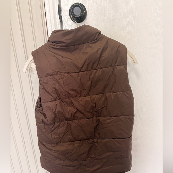 Gap puffer vest - Picture 3 of 3